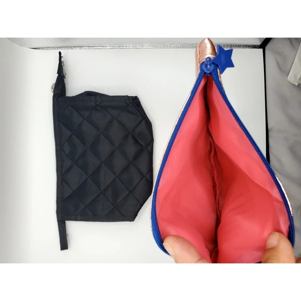 2 Makeup bags